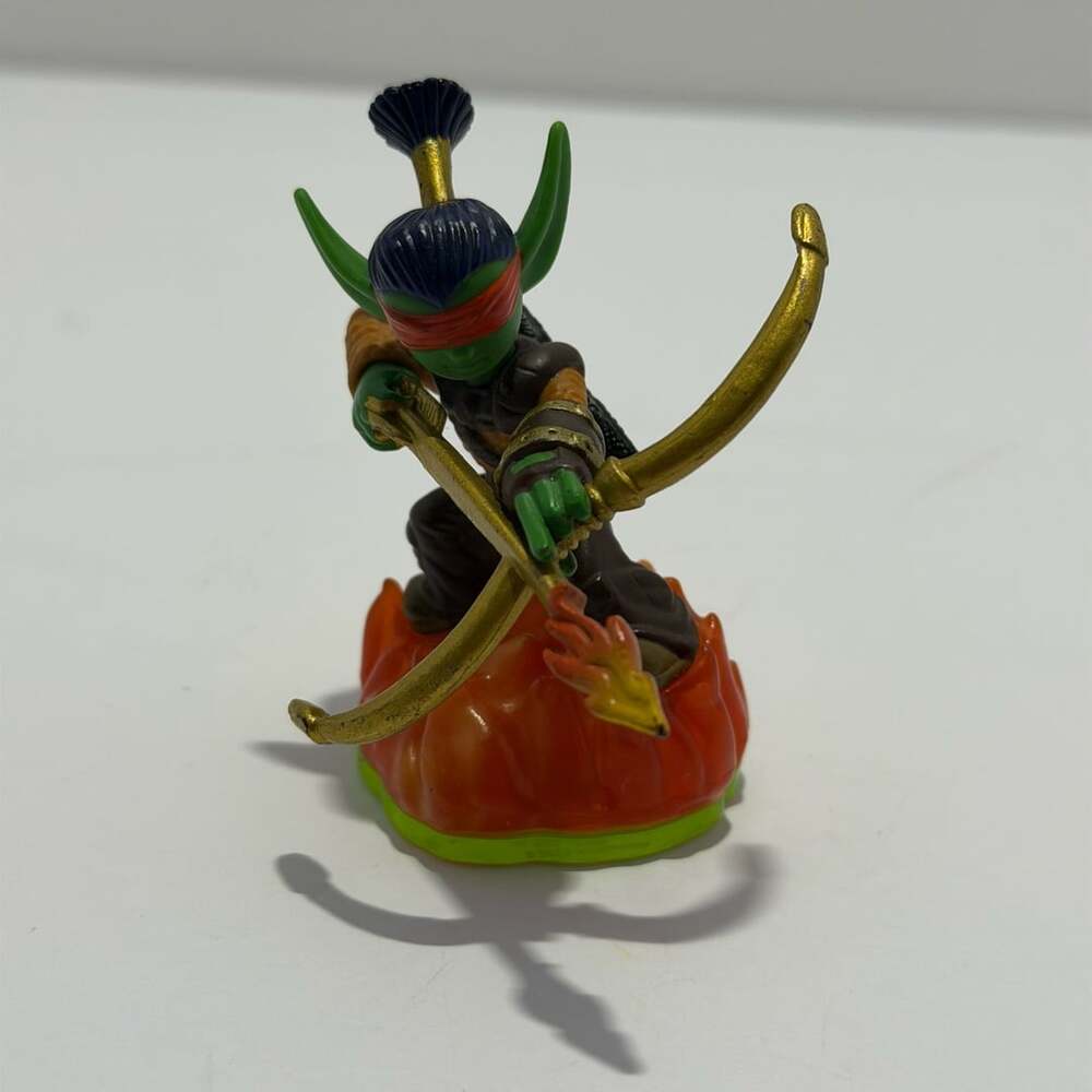 Activision Skylanders Spyro's Adventure Flameslinger Video Game Figure
